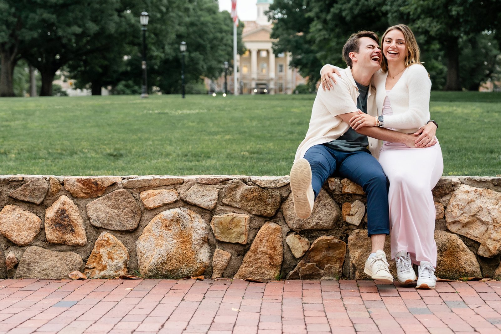 sally lucas 0530 355